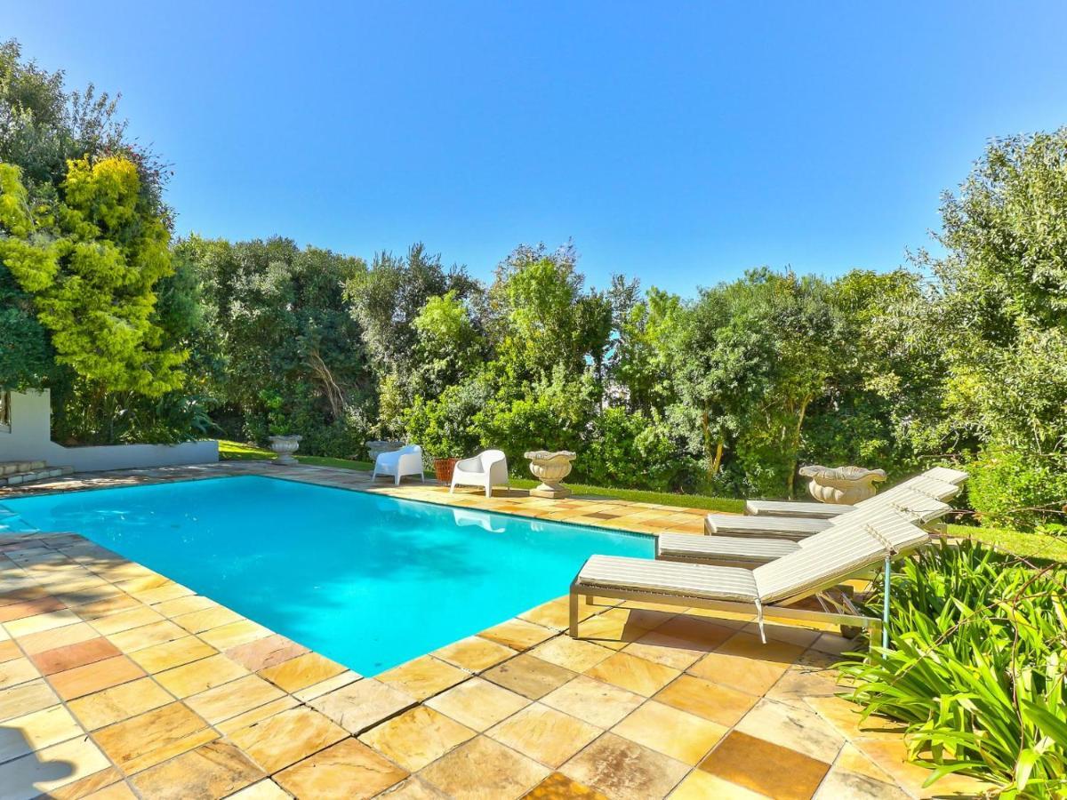 Devonport House - Constantia Gasthuis *